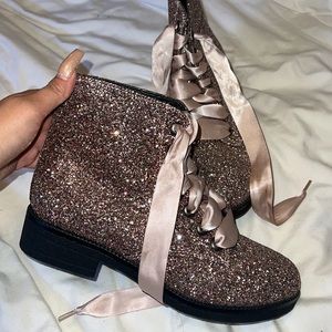 PINK GLITTER BOOTS